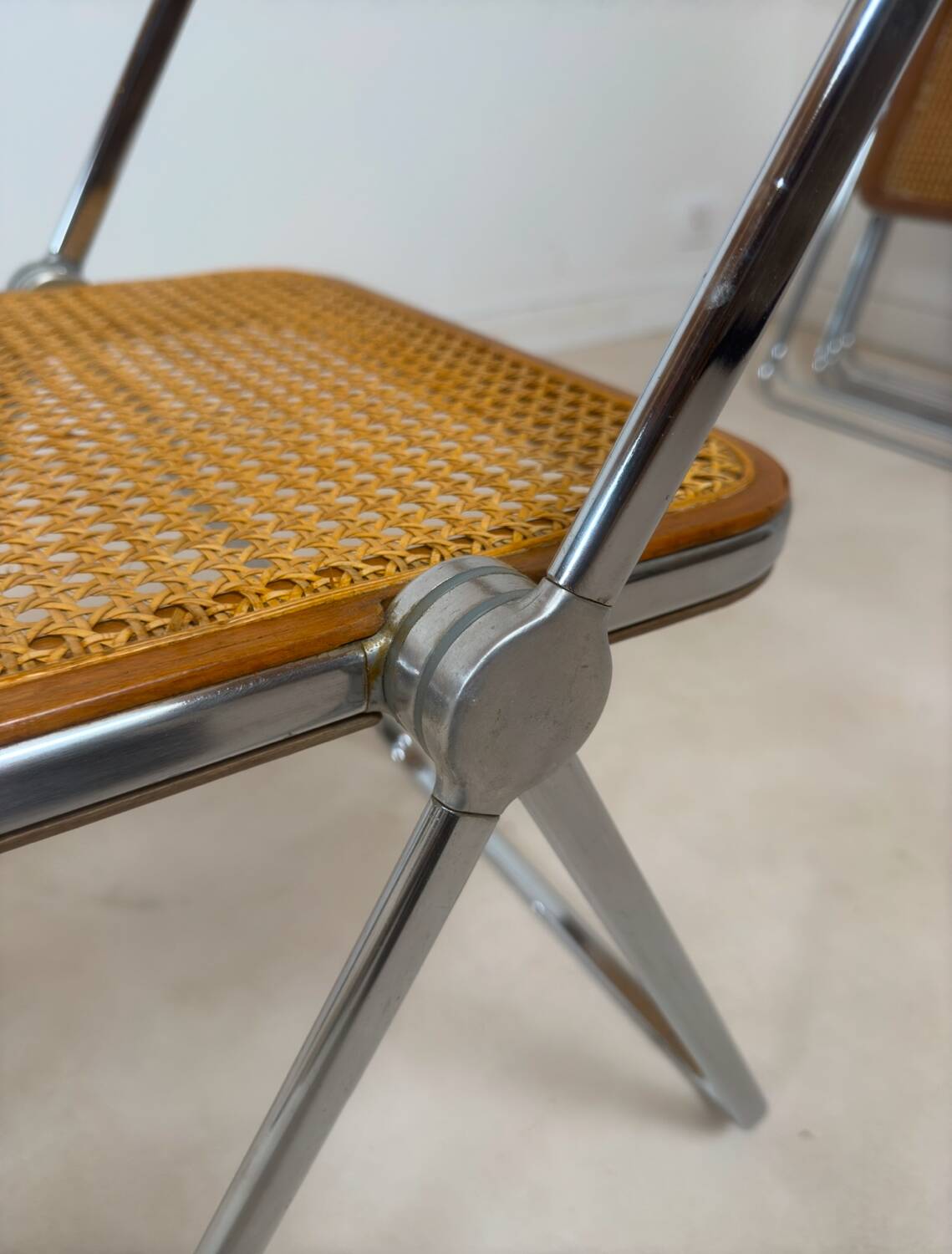 Ensemble de 5 chaises « Plia » par Giancarlo Piretti pour Castelli