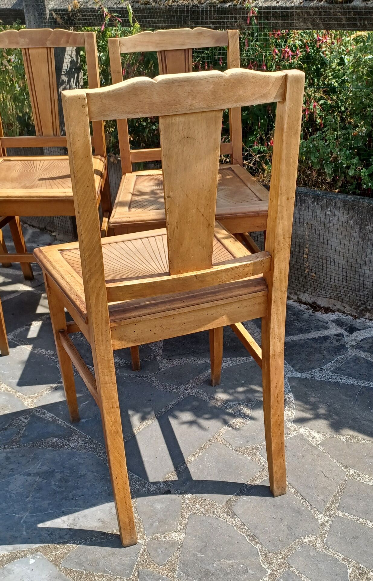 Set of 6 wooden chairs from the 1950s.