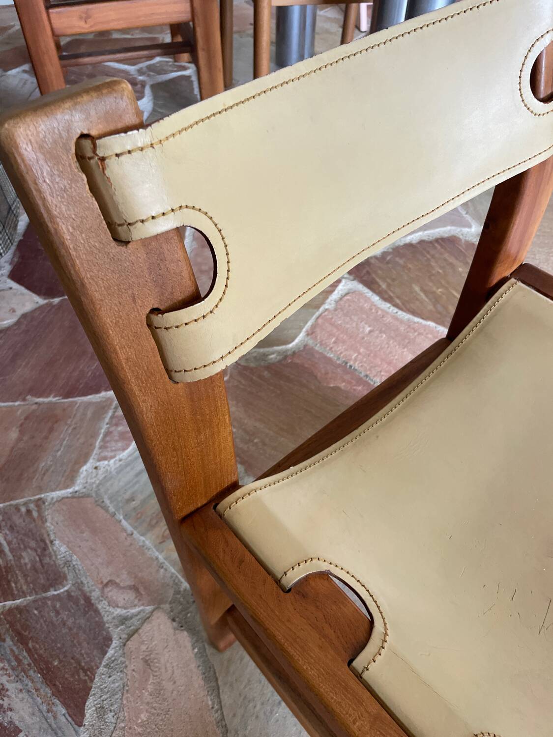 6 Maison Regain chairs