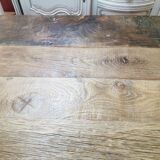 Farm table