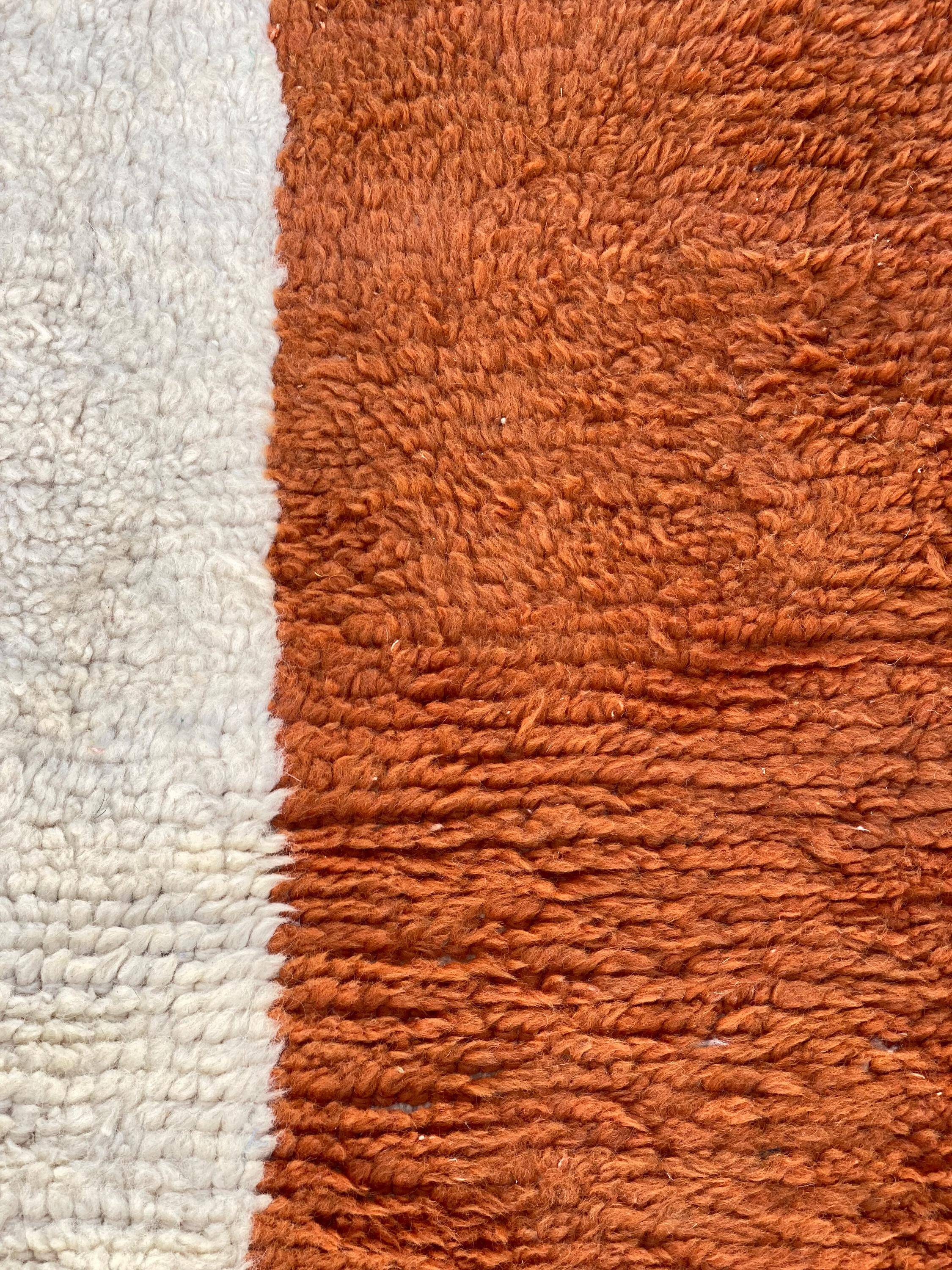 Handmade Berber rug in wool 3 x 2 m