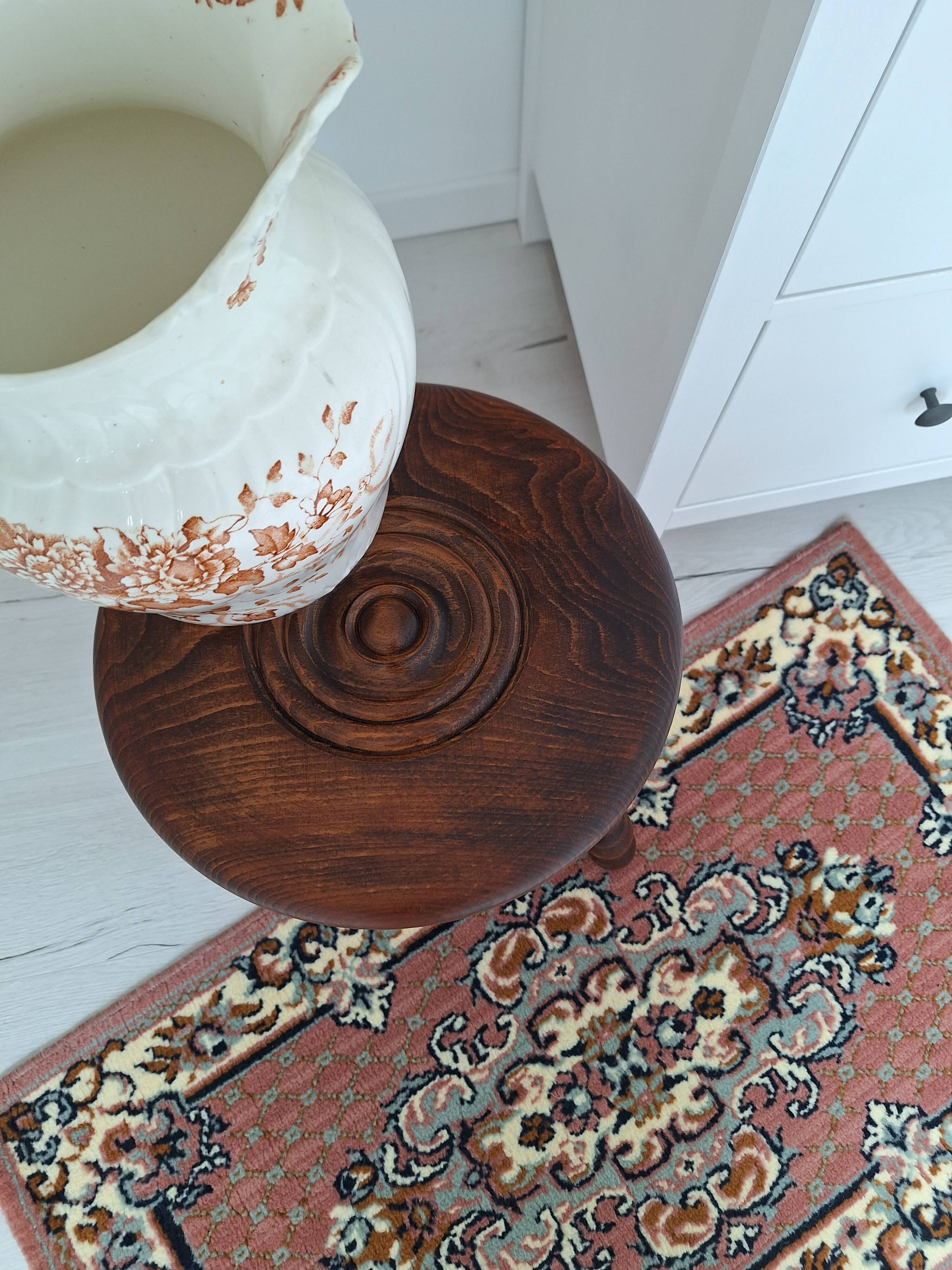 Vintage tripod stool