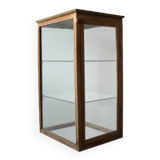 Showcase in oak and glass