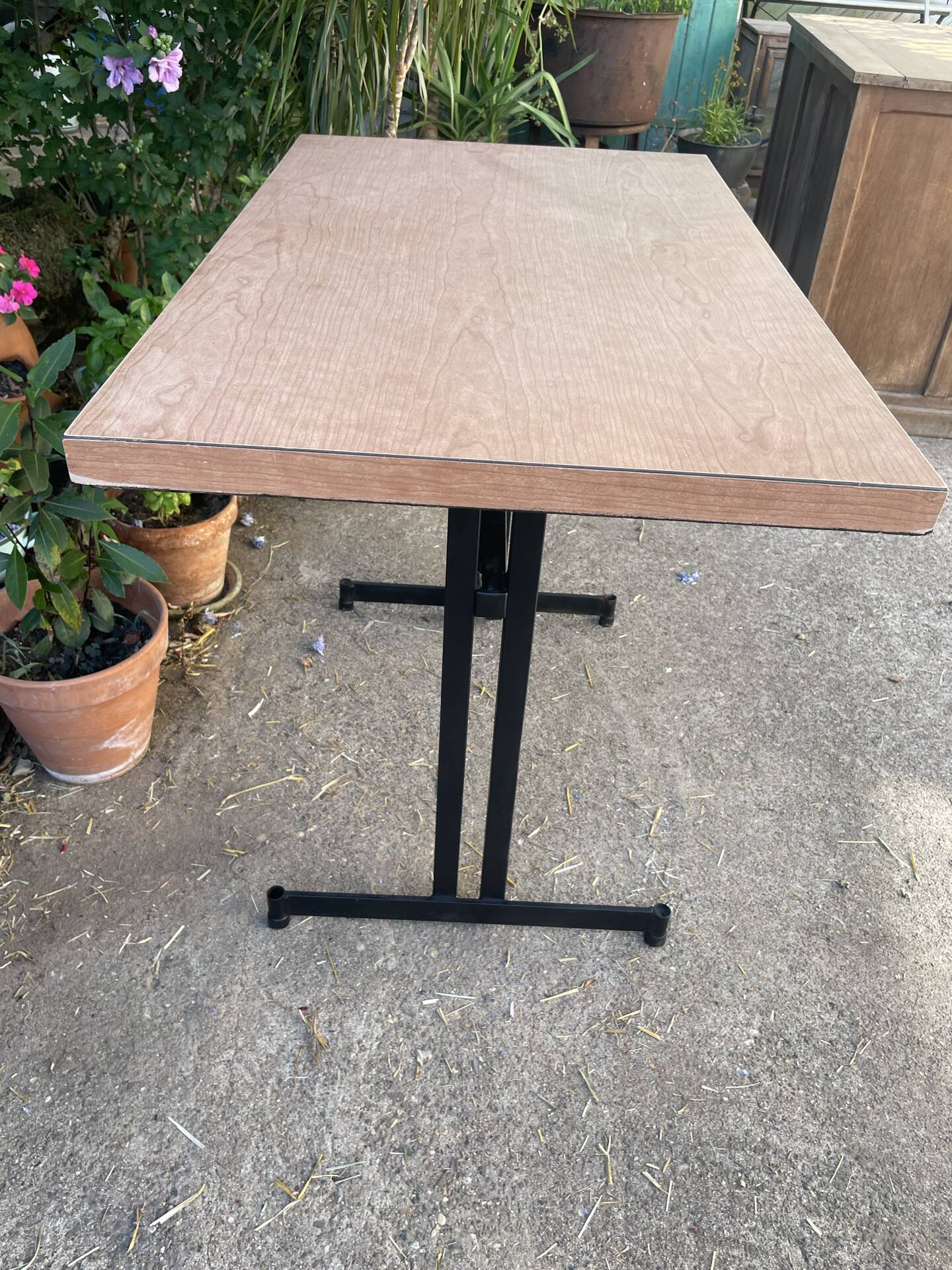 Bistro table