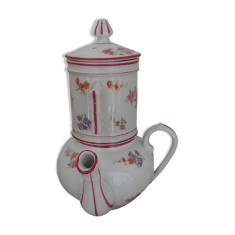 Herbal tea in fire porcelain Pillivuyt flower pattern