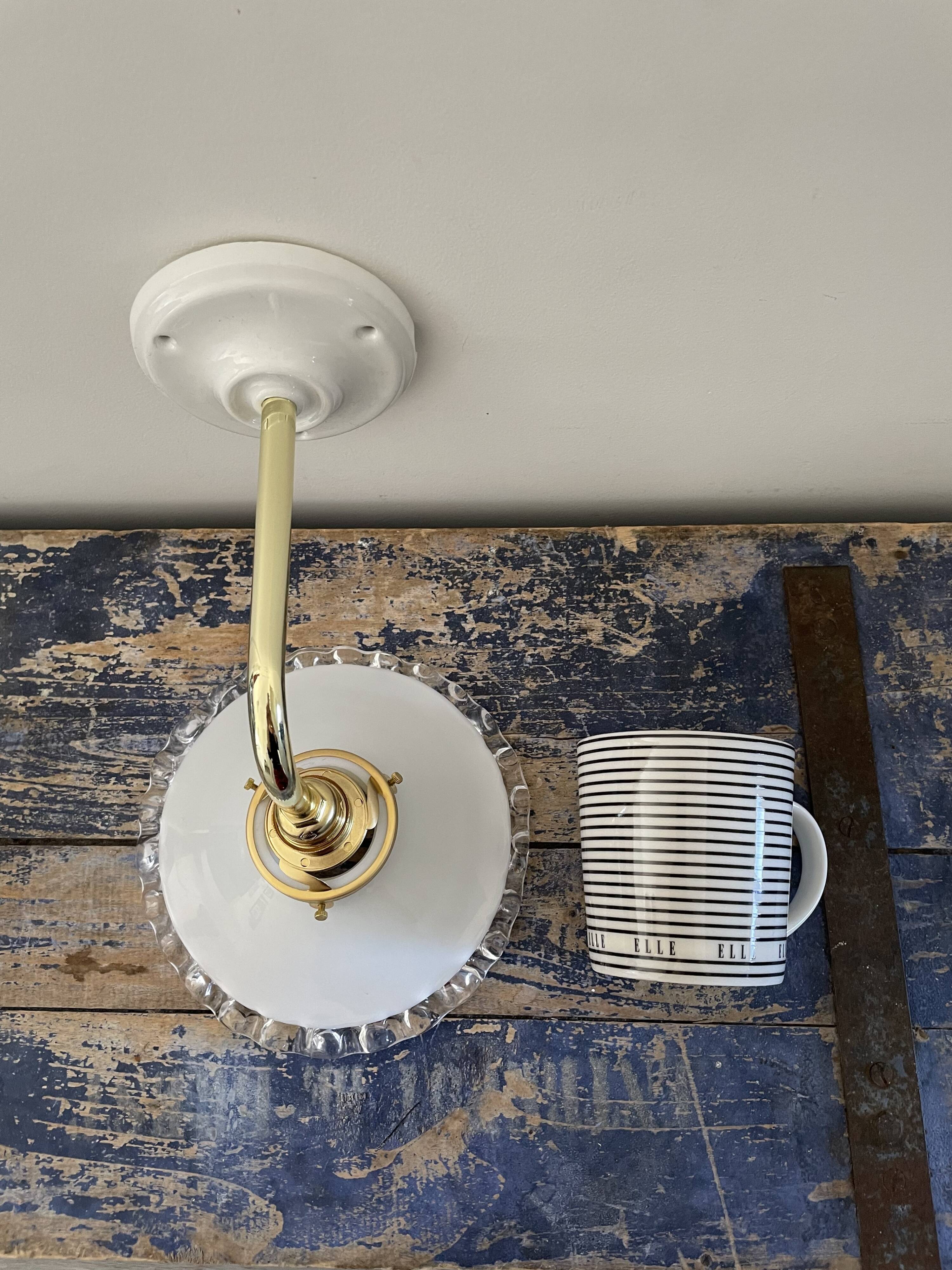 Vintage wall lamp in white opaline electrified to nine