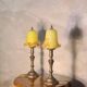 Paire de lampes de chevet Art déco en laiton et pâte de verre jaune, 1930
