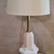 Lampe en porcelaine craquelé et pied doré style deluxe 1970 a 90 , la roche,70x34