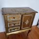 Commode florentine