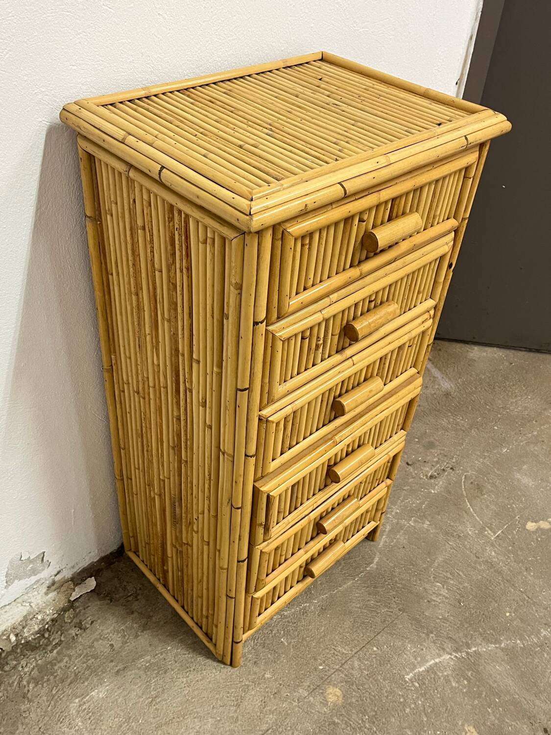 Chiffonnier en rotin années 70