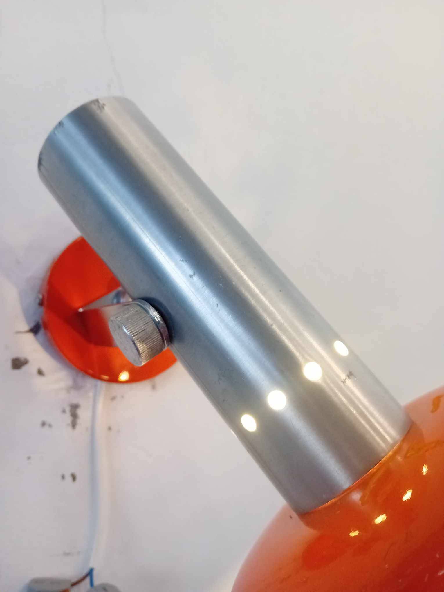 Spot orange et inox brossé années 70