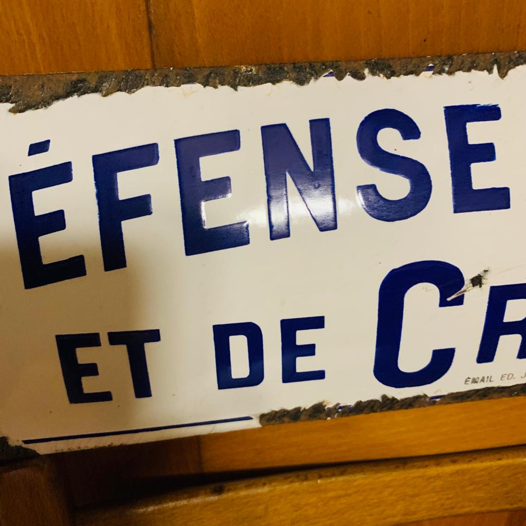 Plaque émaillée bombée
