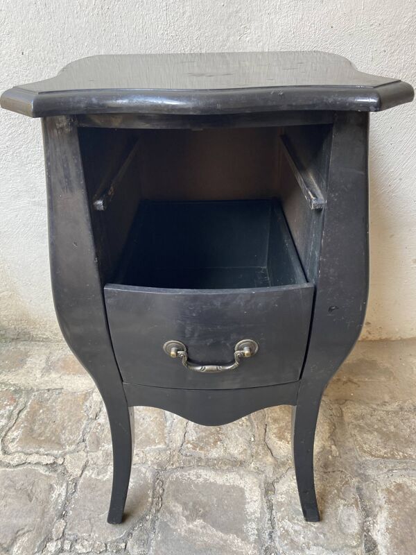 Petite commode d’entre deux ou gros chevet