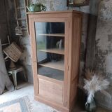 Wooden display cabinet