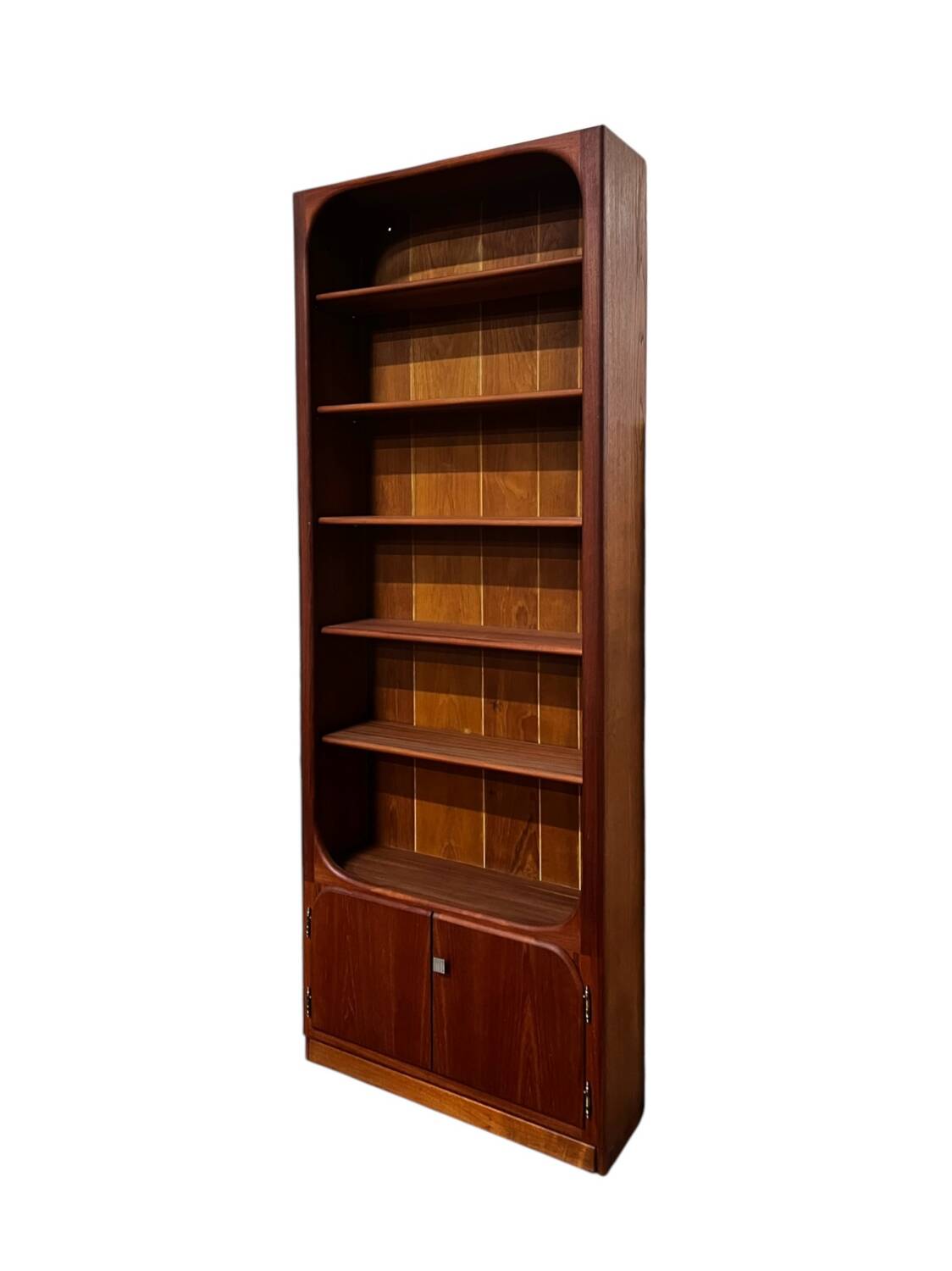 Highboard mit Regale und Türen