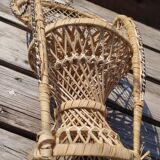 Fauteuil de poupée en osier