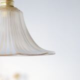 Pendant lamp in engraved and gilded glass