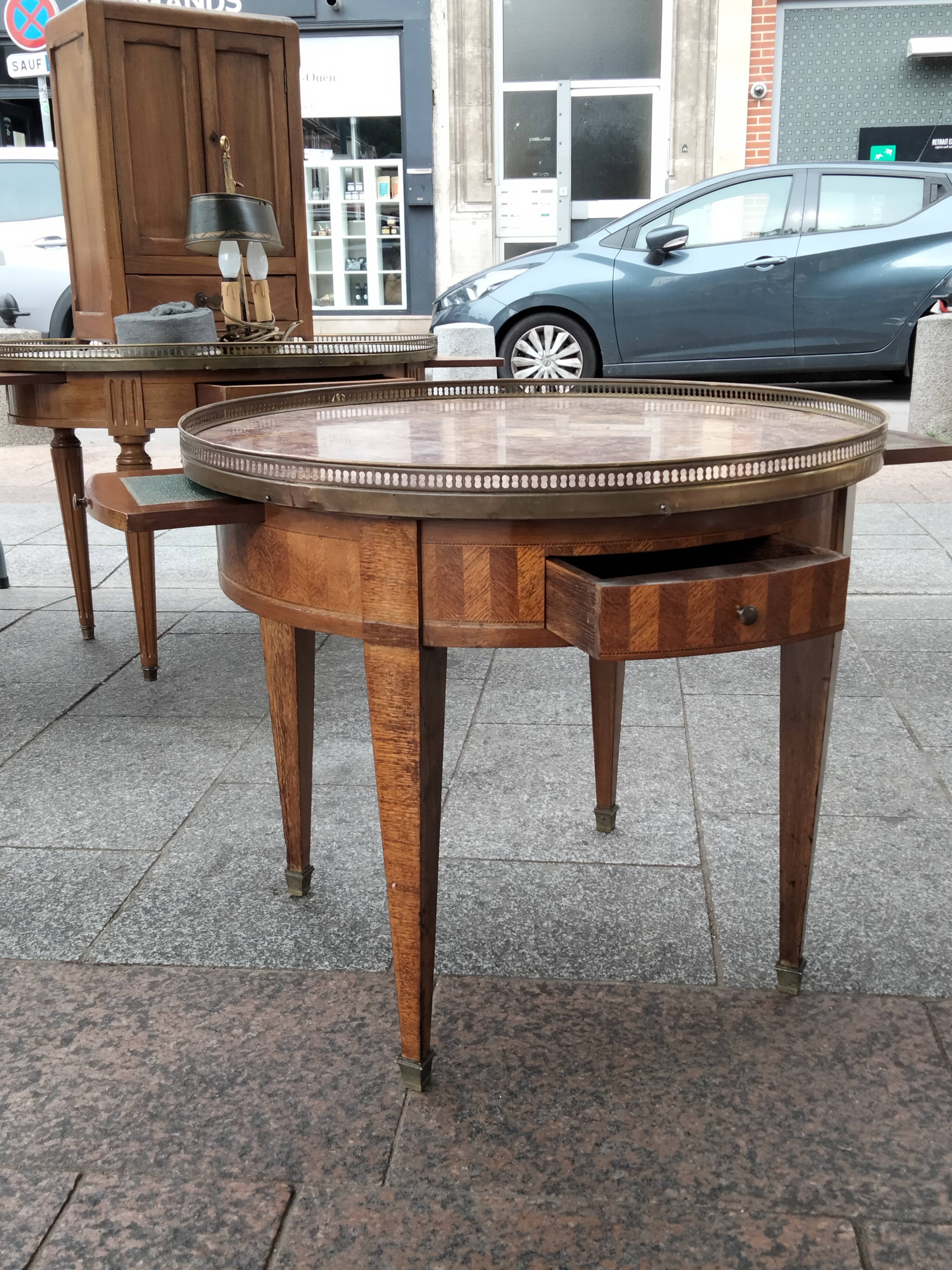 Coffee table hot water bottle old style Louis XVl