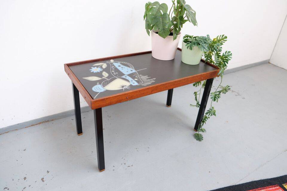 Side table/plant stand in 60s/70s style, made of teak, retro/vintage style.