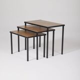 Set of nesting tables