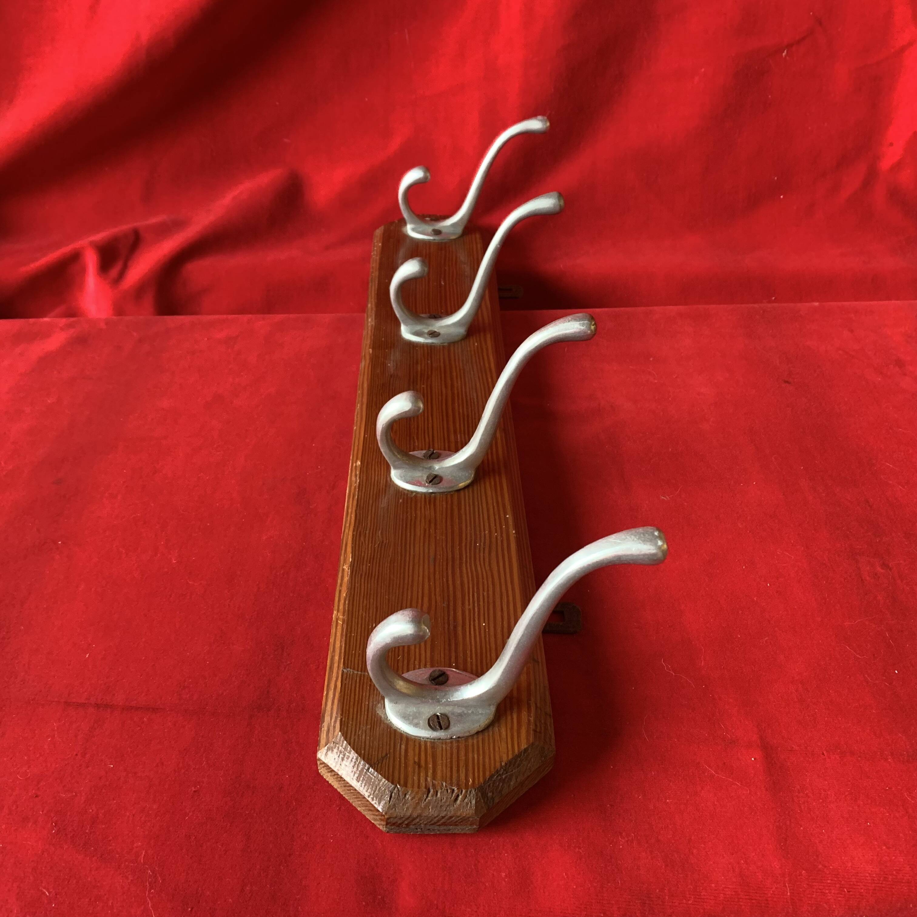 Vintage wooden wall coat rack - 4 hooks