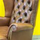 Fauteuil Chesterfield traditionnel anglais en cuir
