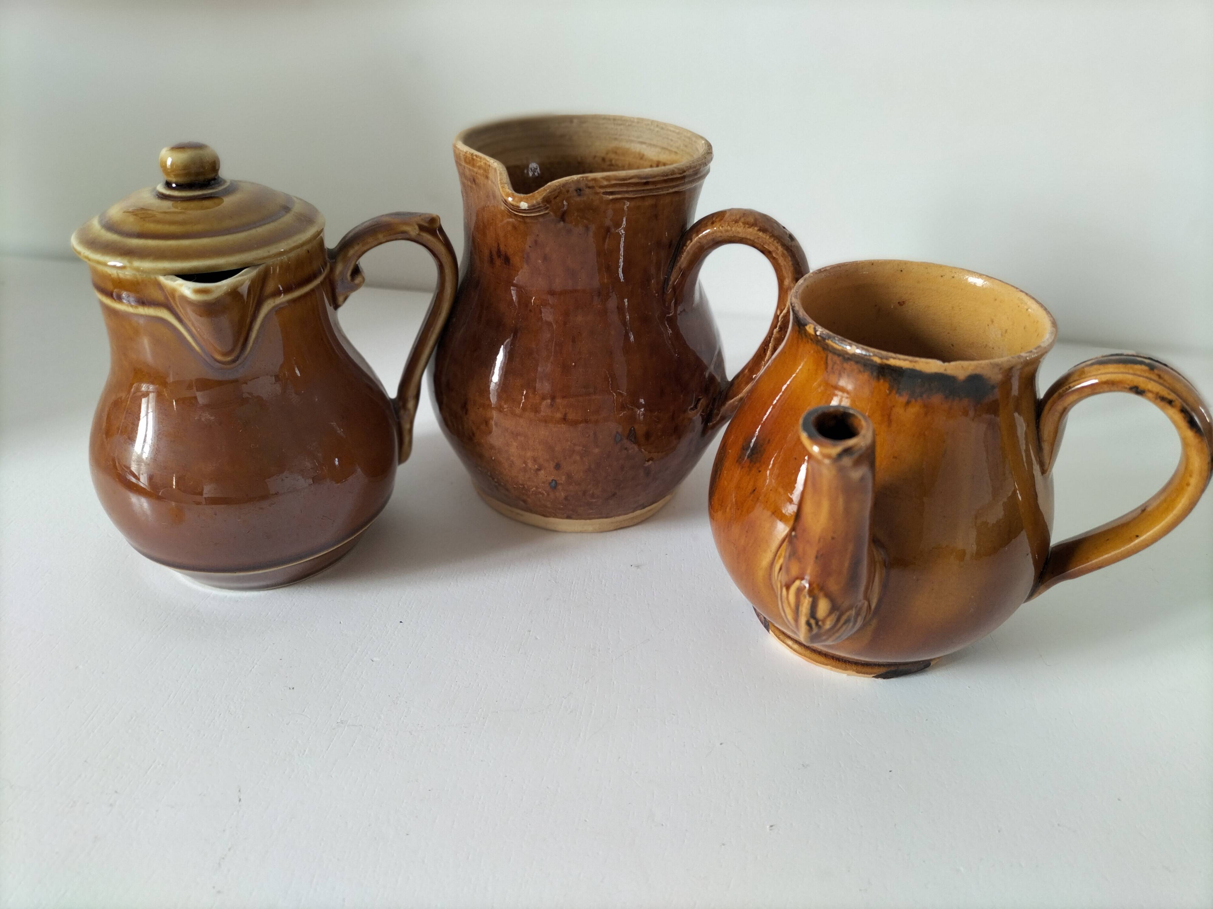 Set of three stoneware jugs from Vendeuvre Pottery – bistro charm