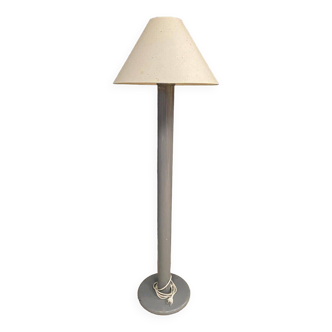 Wooden floor lamp 1980 central shaft gray patina