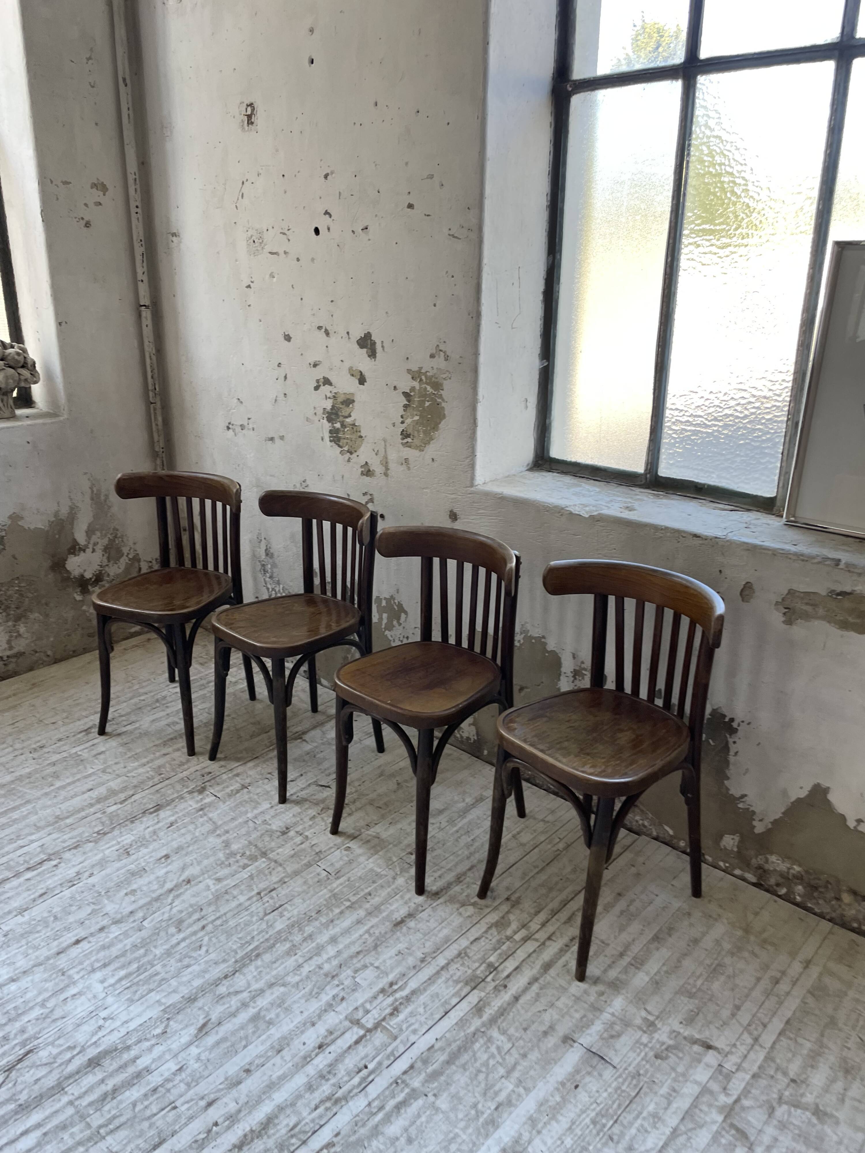 Set of 4 wooden bistro chairs