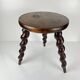 Tabouret ancien en bois massif à pieds torsadés, début XXe