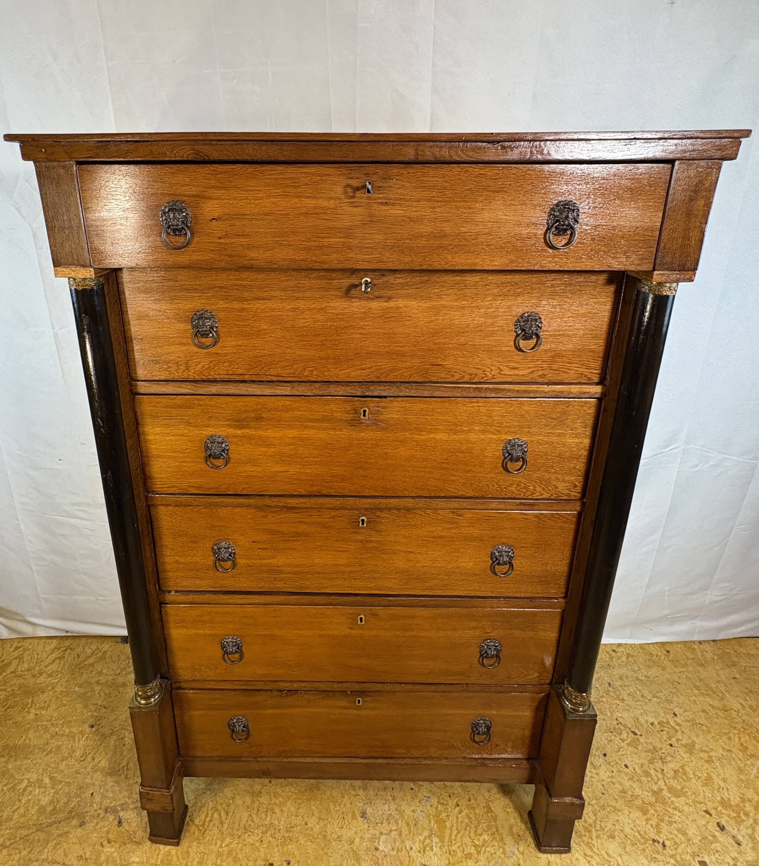 Chiffonier en chêne néerlandais antique Empire vers 1820