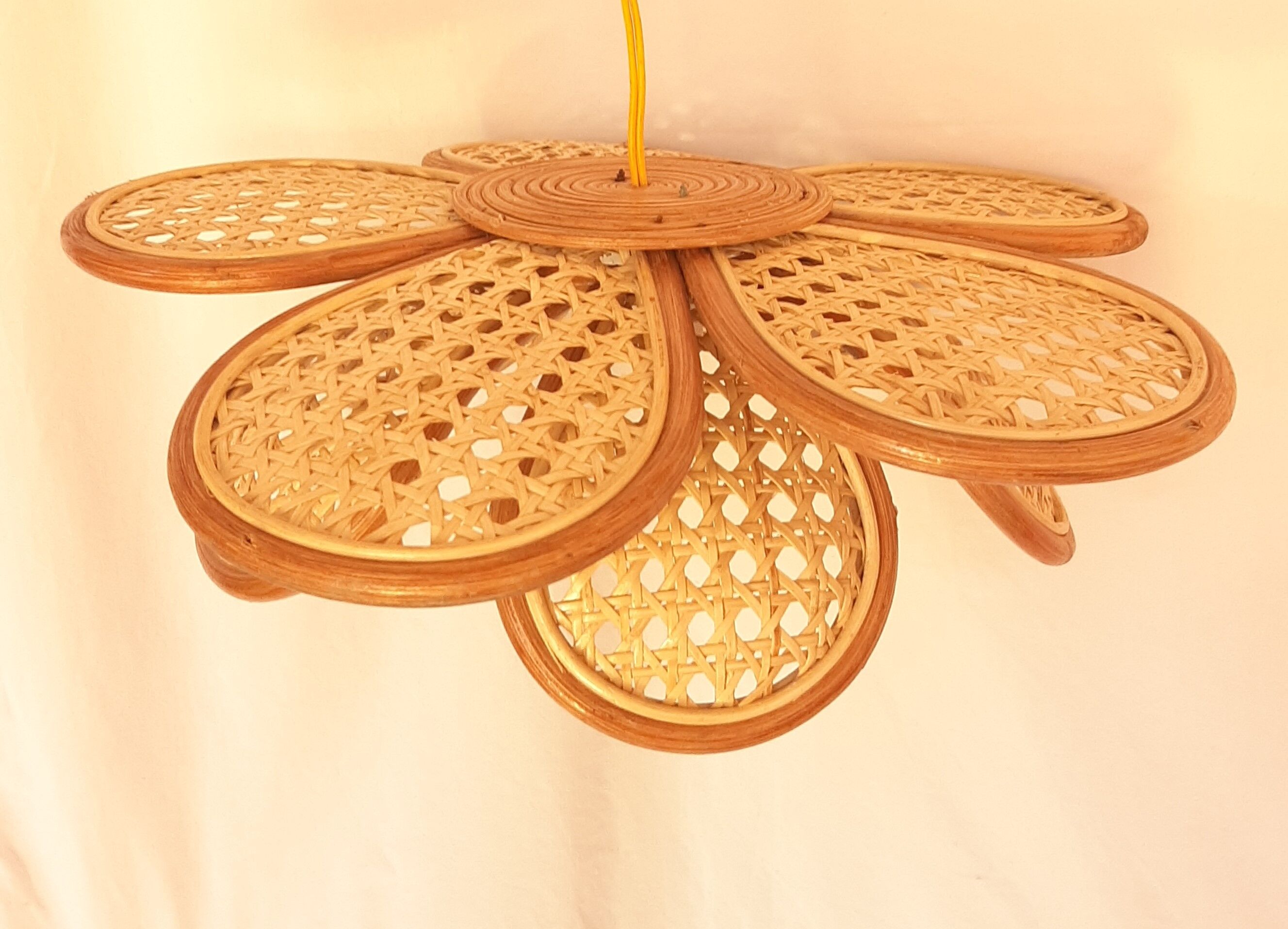 3 hanging lamps in rattan 1980s, rattan and braiding