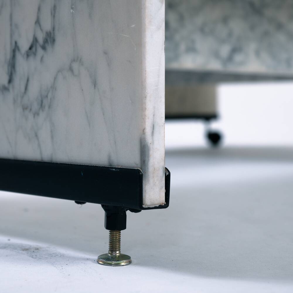Table basse réglable en marbre noir et blanc italien, années 1980