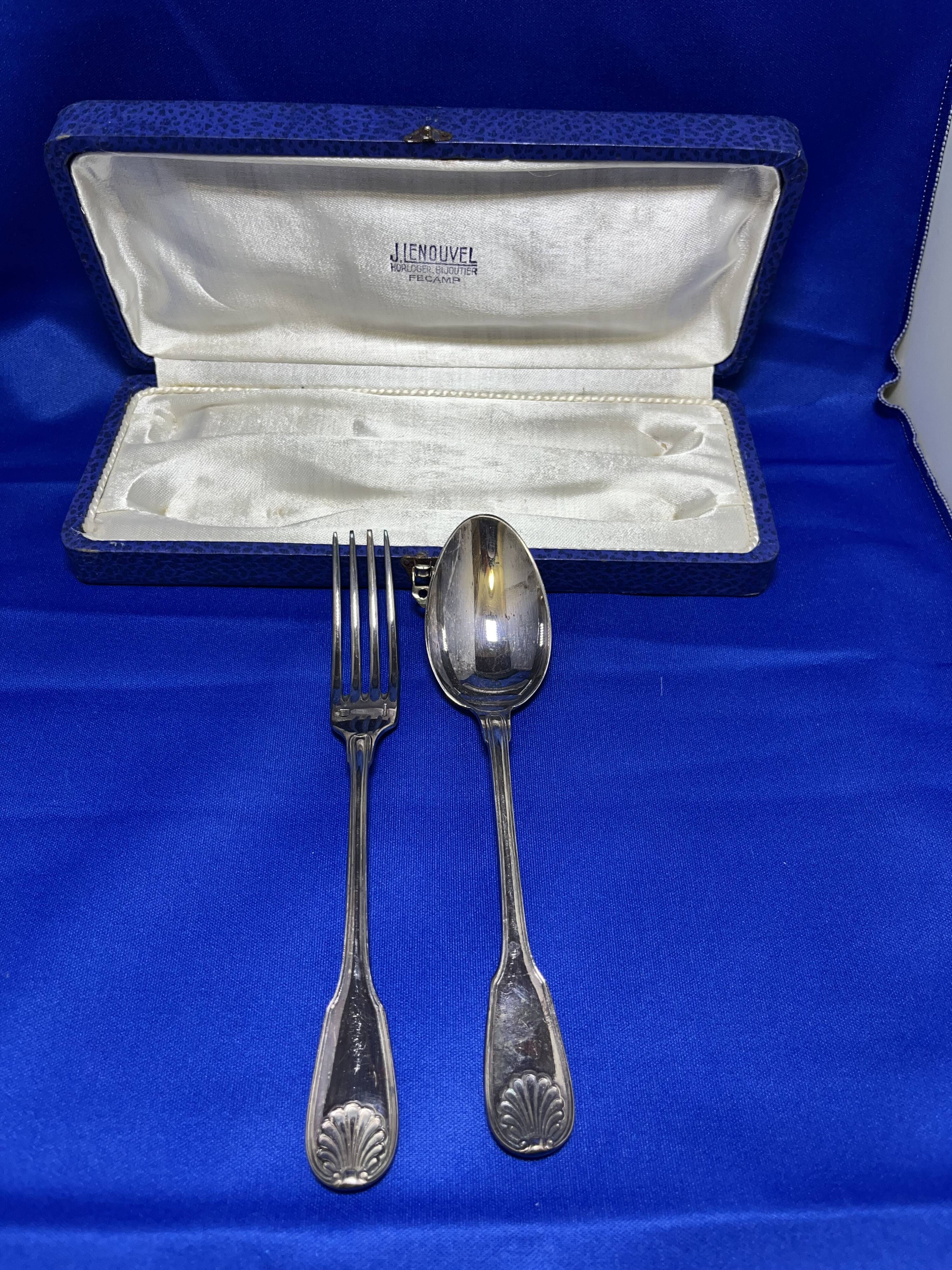 Coffret cuillère et fourchette en métal argentée