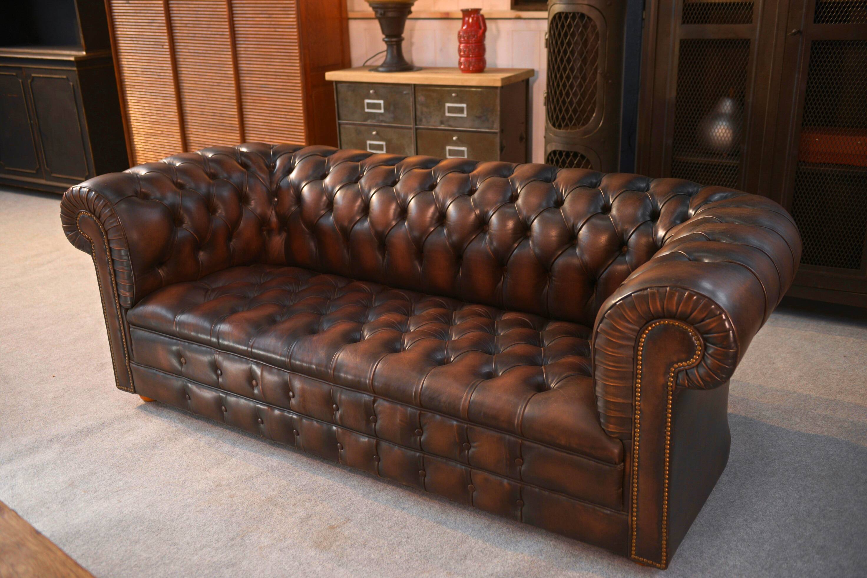 Canapé Chesterfield 1970's