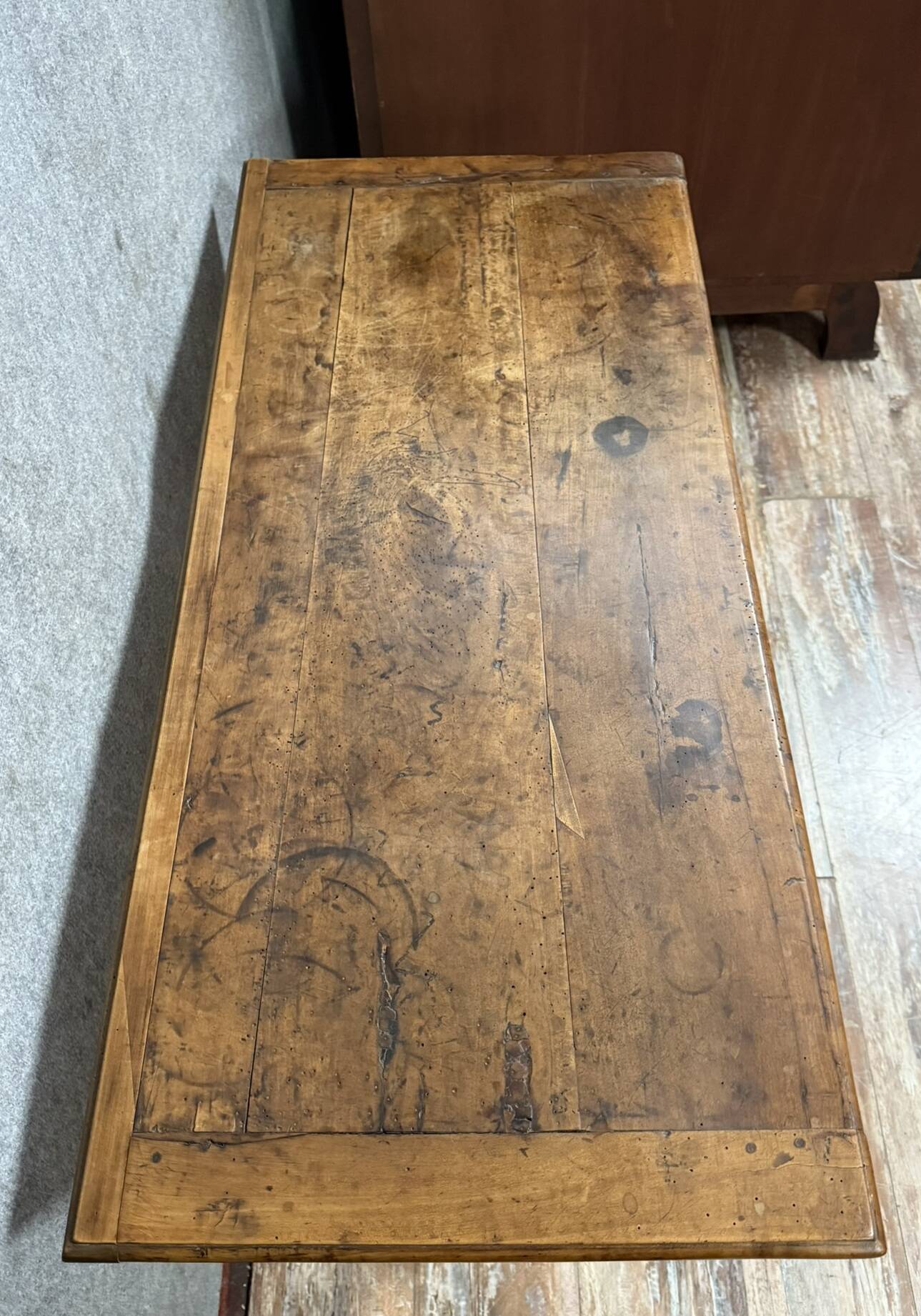 D'aprés un travail des fonderies d'Arras vers 1880 : table bistrot