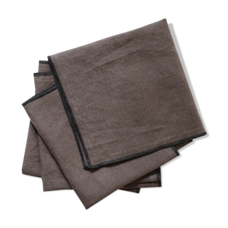 Lot of 4 towels in brown linen