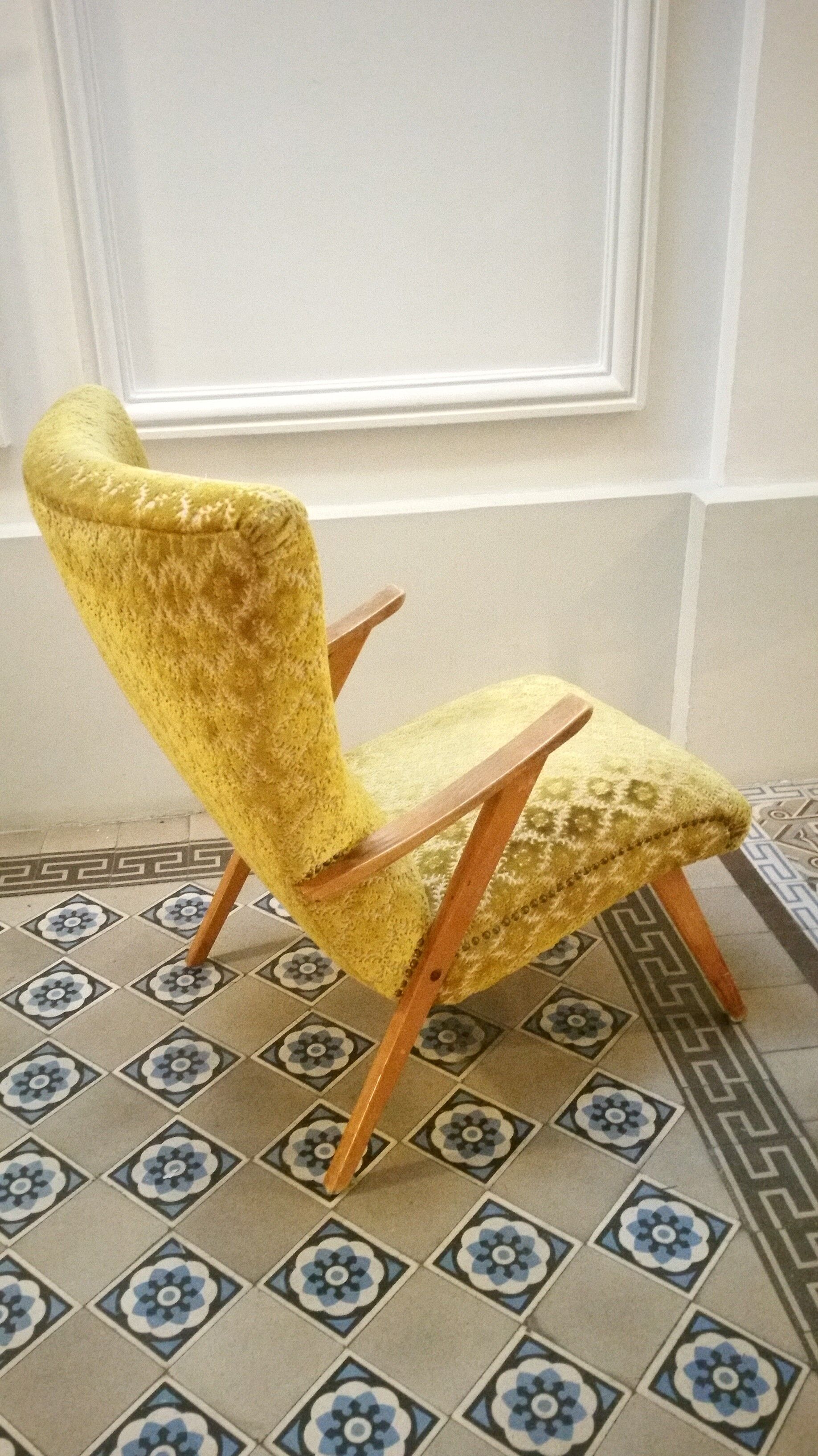 Scandinavian 50 60 years flesh wing lounge chair