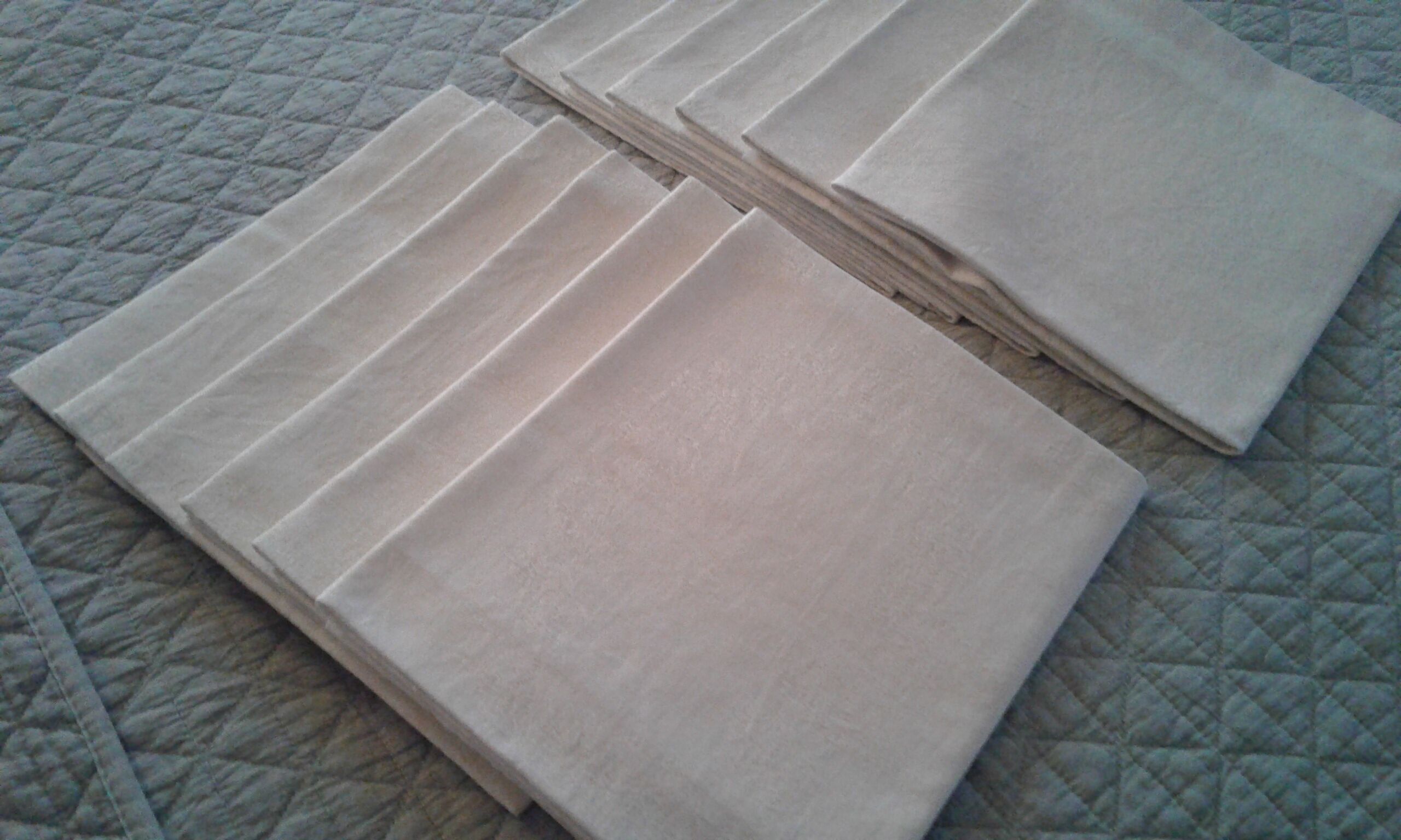 12 towels damask fabric Lin /Soie .decors foliage and coat of arms