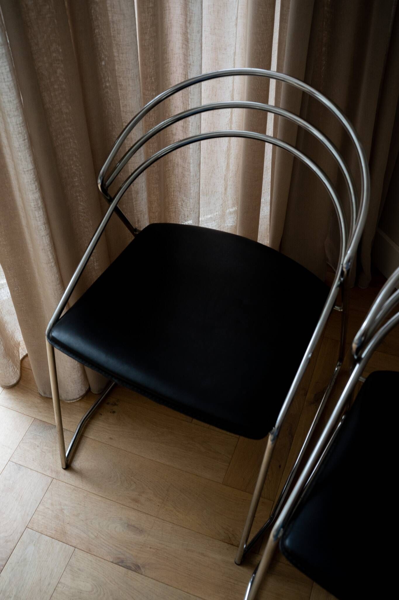 2 Vintage Design 80s Stylistic Wire Steel Chairs Chrome