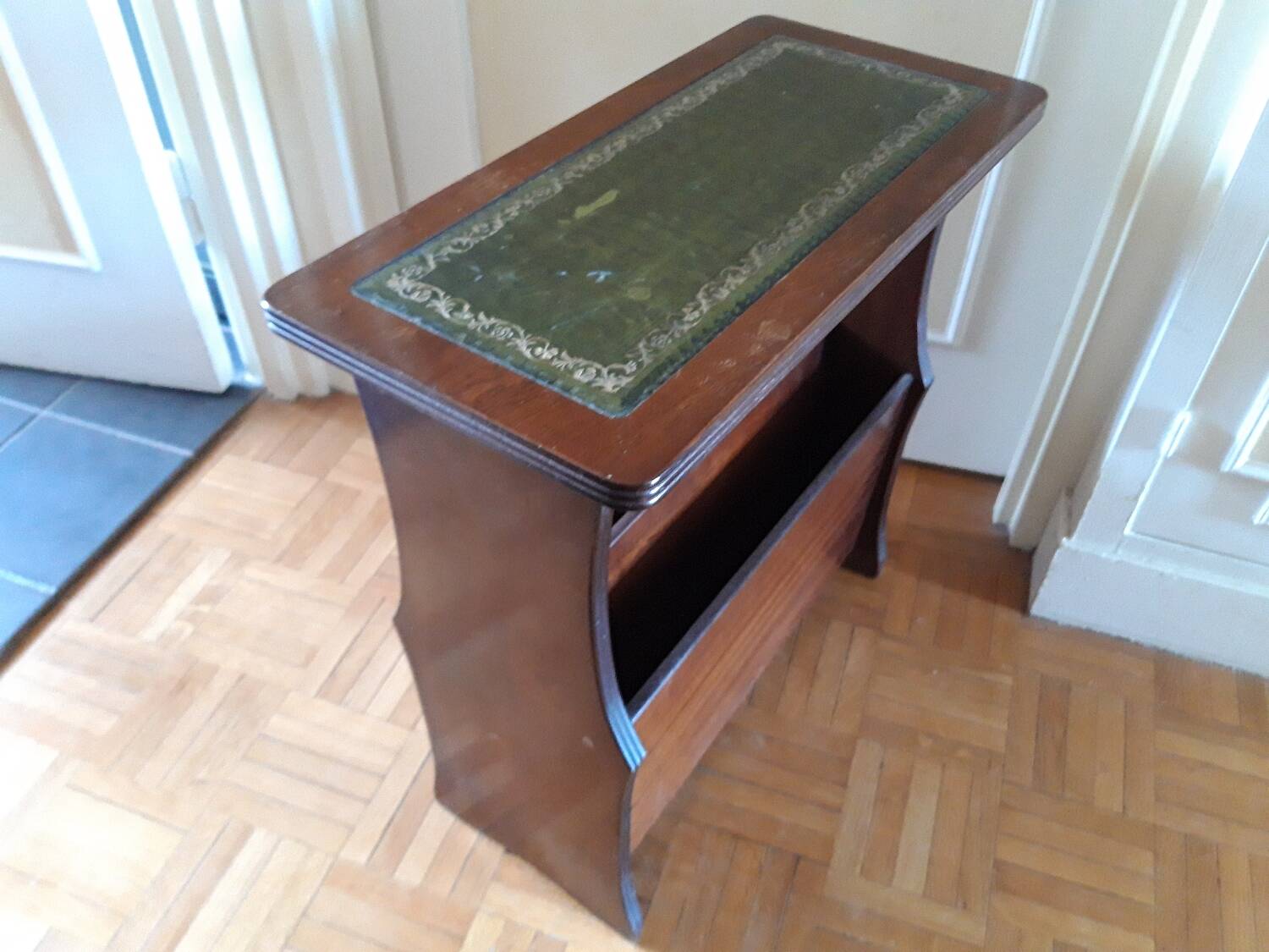 English mahogany magazine rack