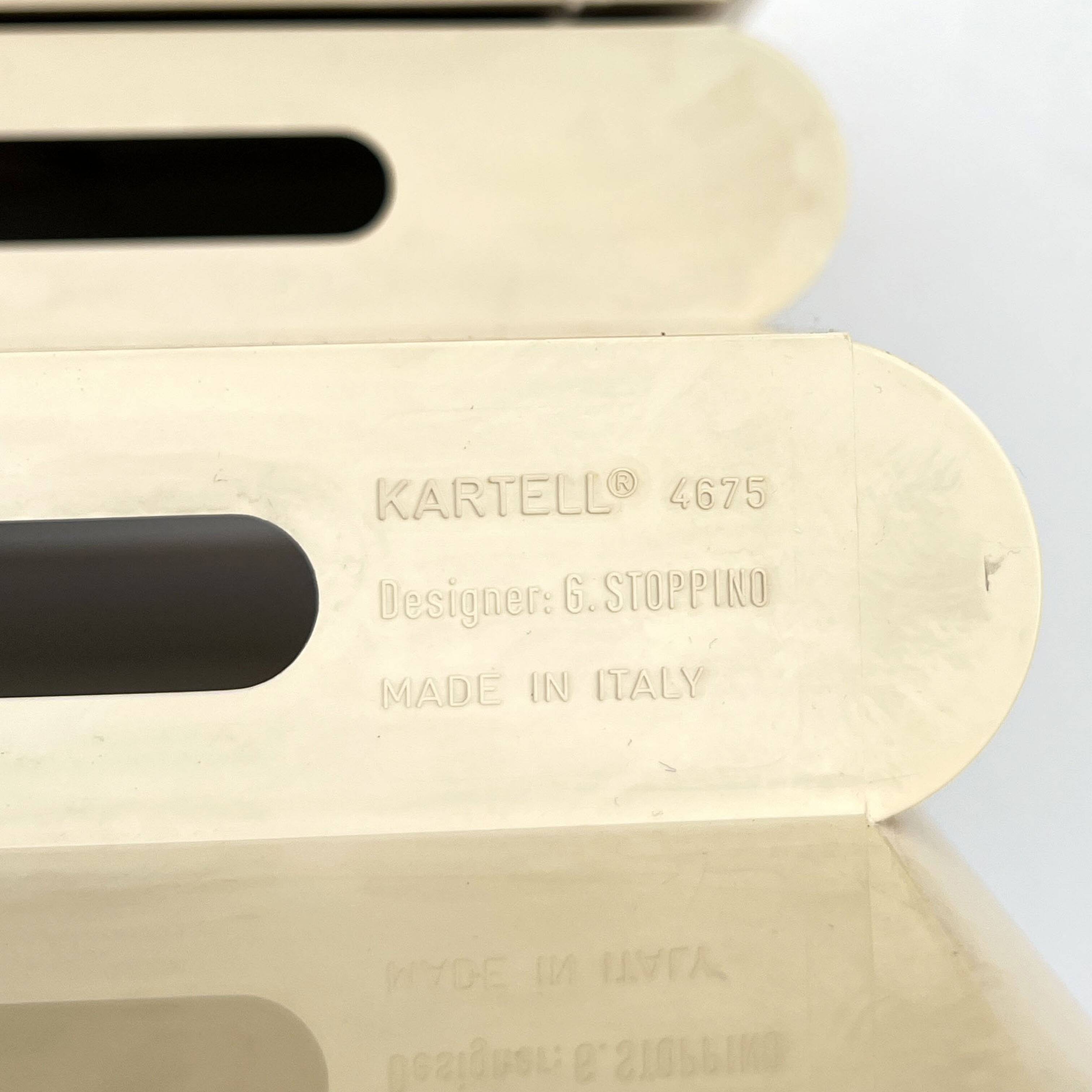 Cream magazine rack by Giotto Stoppino for Kartell, 1970