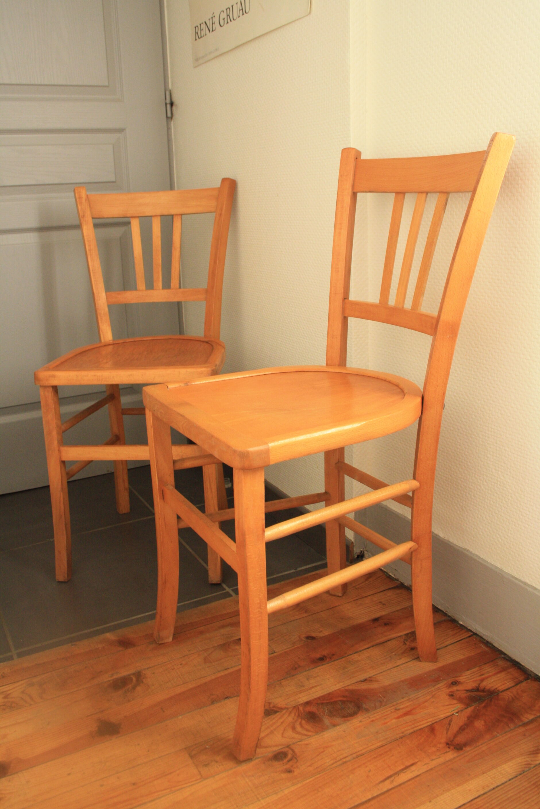 Set of 4 bistro chairs