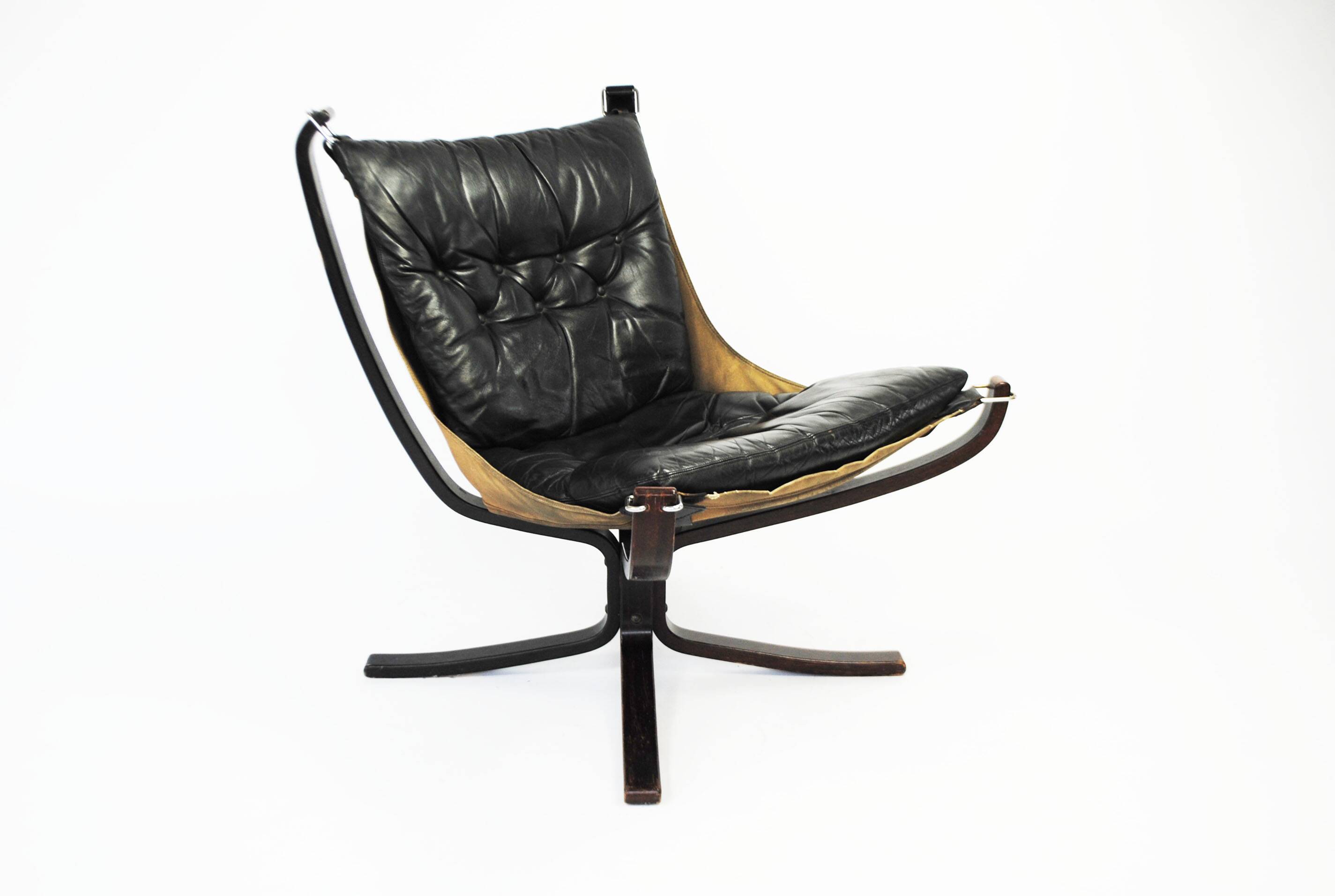 Chaise Falcon de Sigurd Ressell