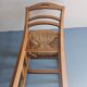 Chaises en bois robuste 