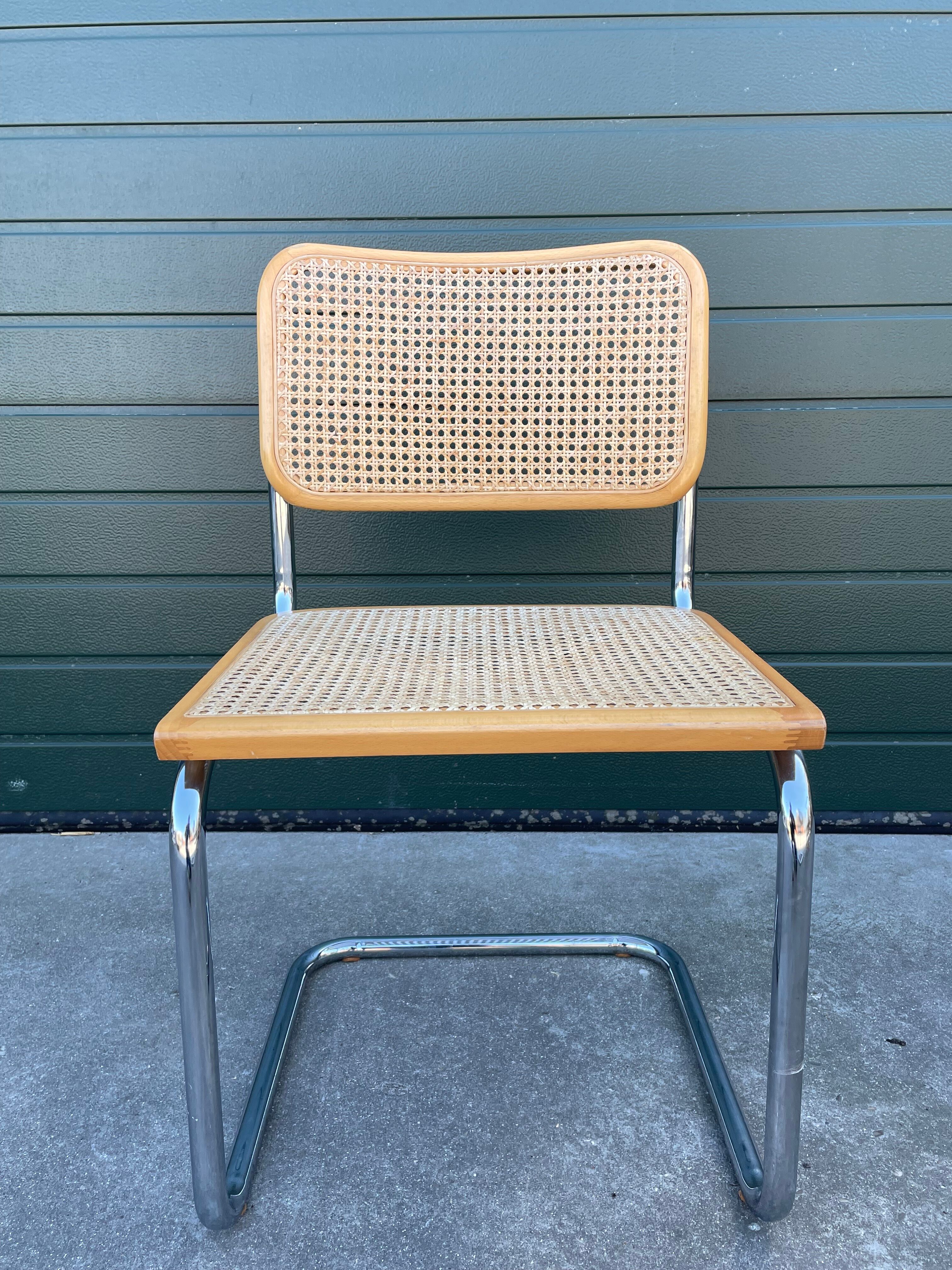 Set of 4 vintage Chairs model Cesca B32 designed by Marcel Breuer Design