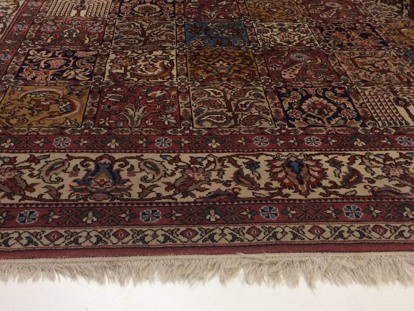 Persian rug 320 x 230 cm