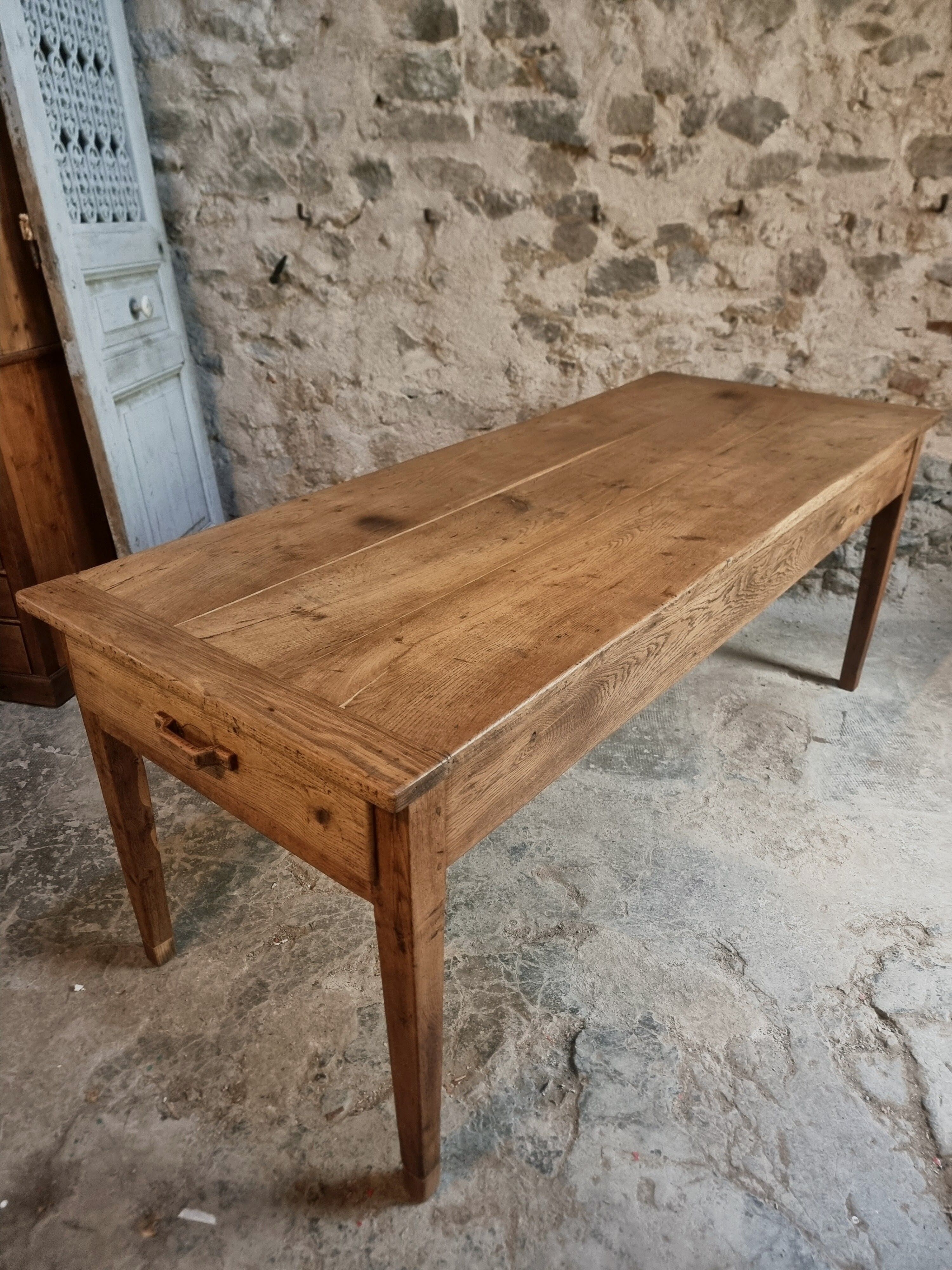 Old oak farmhouse table, dining table, Auvergne, circa 1750–1800