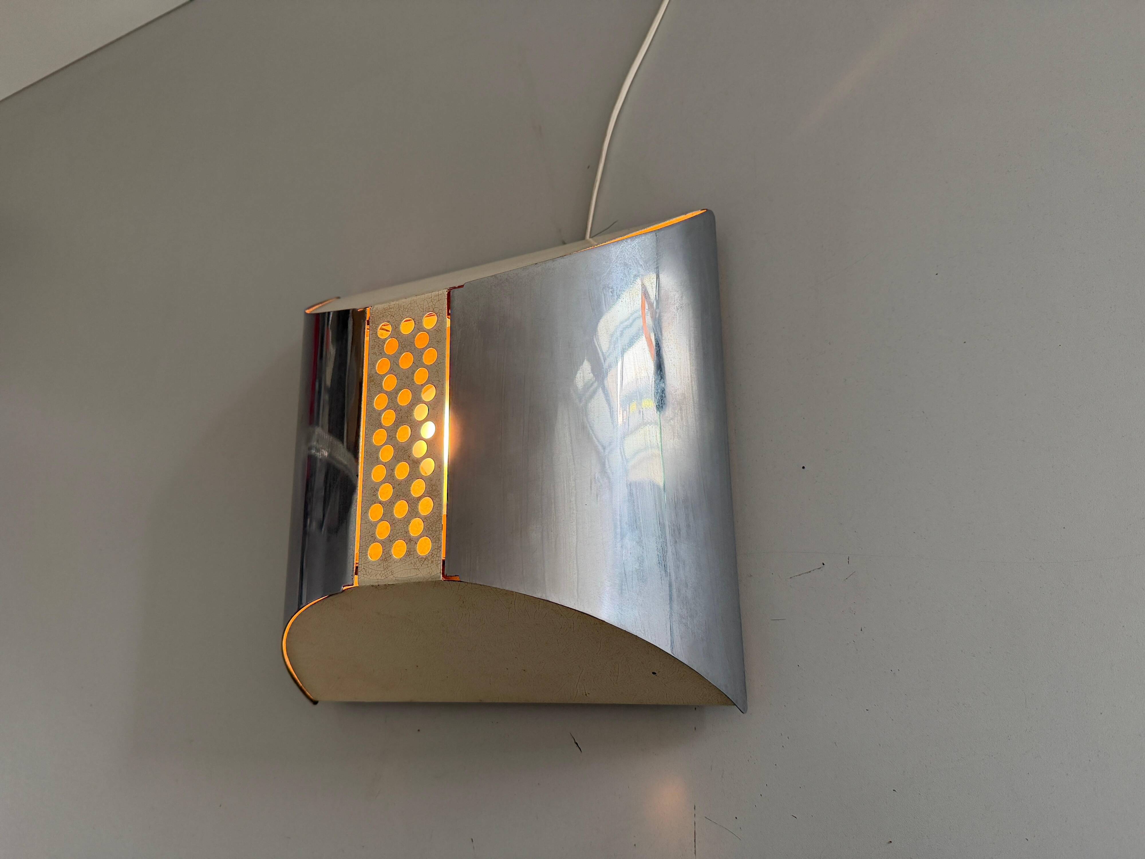 Applique en métal du milieu du siècle, 1960, Italie