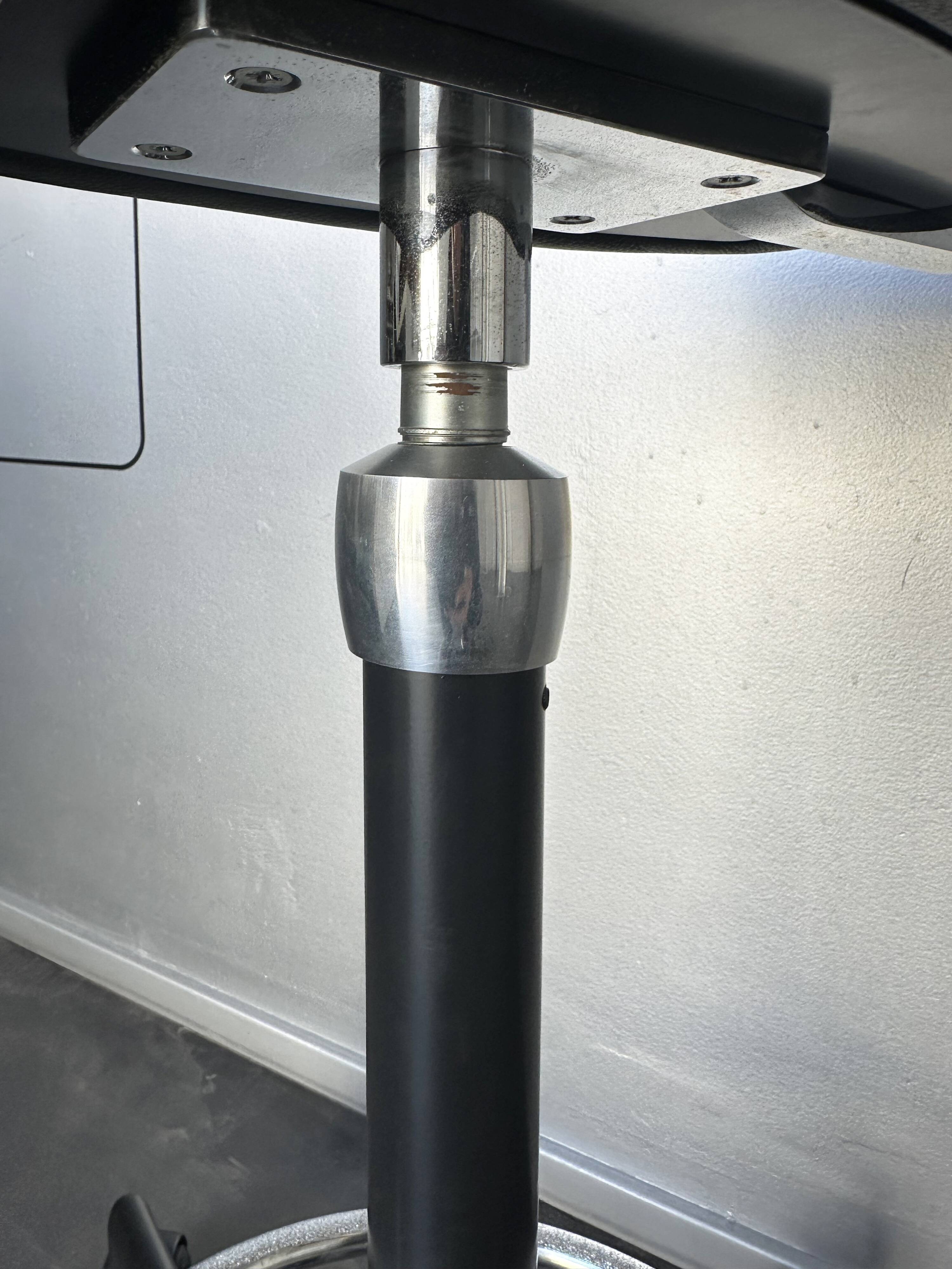 High stool "Nelson Perch Stool" – George Nelson for Vitra